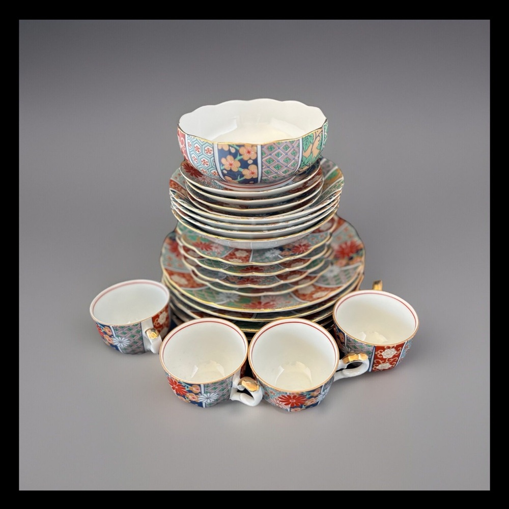 Service For 4 Vintage ARITA Imari Fan Scalloped Made in Japan Beautiful Set EUC